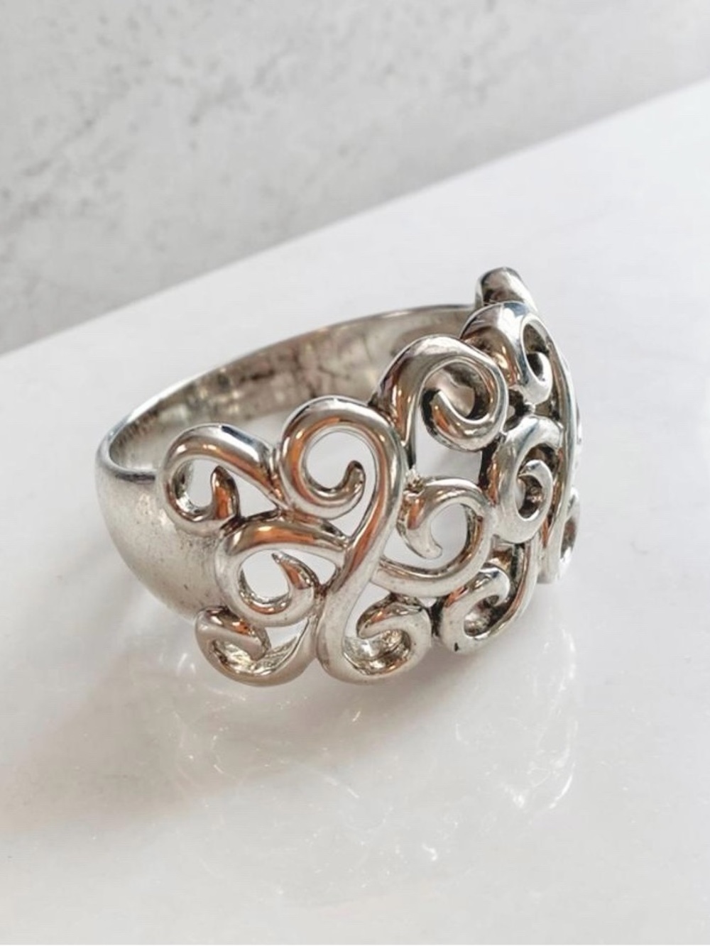 Elegant Sterling Silver Scrollwork Statement Ring size 7